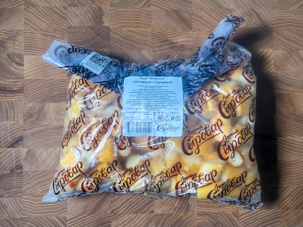 Сыр 1 кг ГОРНЫЙ СЫРОВАР (Бочонок копчёный с паприкой) в Протвино