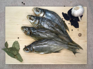 Рыба холодного копчения: Густера вяленая